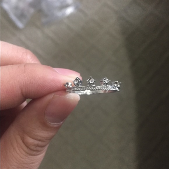 Silver Plated Crown Ring size 9 - Picture 2 of 4